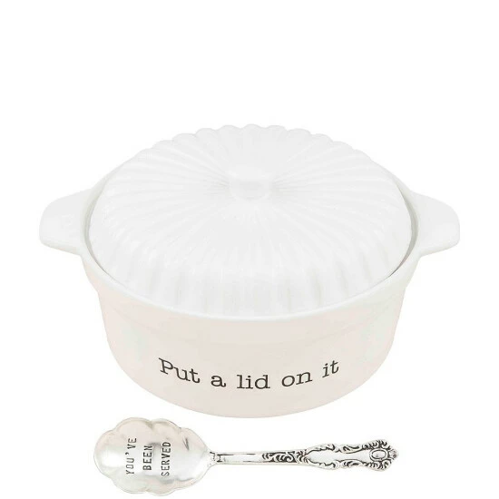 Brand new β Mud Pie Festive Fall Collection Circa Lidded Baking Dish Set π€© 3 Brand new β Mud Pie Festive Fall Collection Circa Lidded Baking Dish Set π€©
